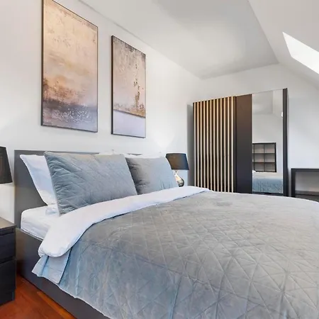 Apartment Urban Elegance Retreat